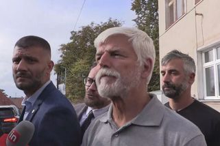 Prezident byl nervózní a hodně se kontroloval, říká odborník na řeč těla k Pavlovi u voleb